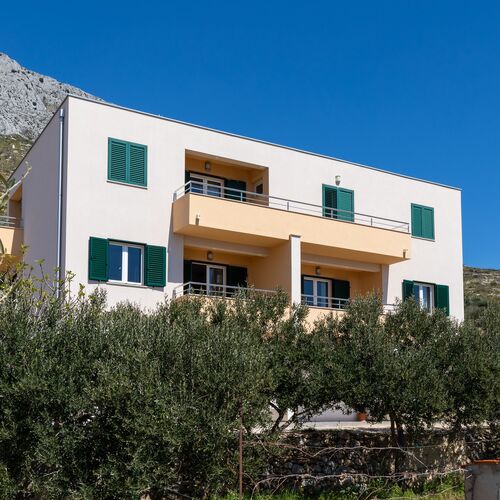 Apartmanok Parkolóhellyel Dugi Rat Omis - 19516