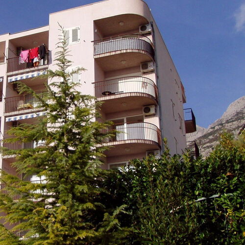 Apartmanok Parkolóhellyel Makarska - 19756  2