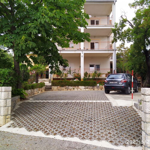 Apartmanok és Szobák Parkolóhellyel Novi Vinodolski - 19860  2