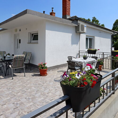Apartmanok Parkolóhellyel Bribir, Novi Vinodolski - 19862 Bribir  2