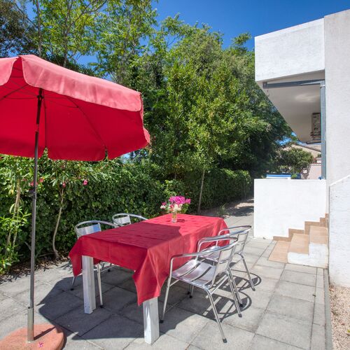 Apartmanok Parkolóhellyel Pirovac, Sibenik - 20011 Pirovac