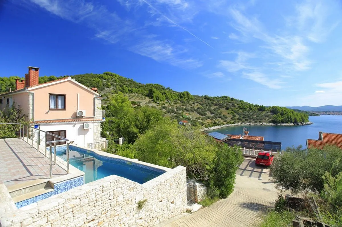 Seaside Family Friendly House With A Swimming Pool Cove Mikulina Luka, Korčula - 20116 Mikulina Luka