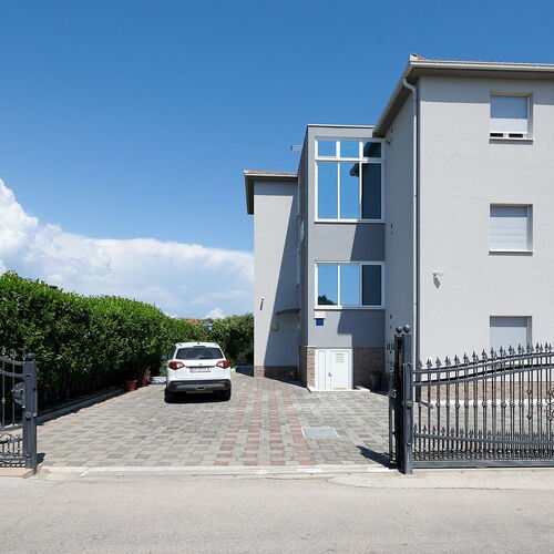 Apartmanok Medencével Mavarstica, Ciovo - 20230 Mavarštica  3