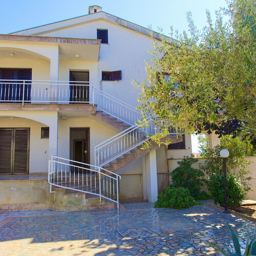Apartmanok Parkolóhellyel Krk - 20369  4
