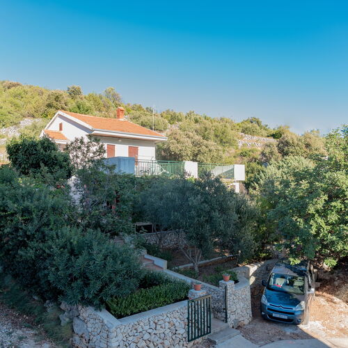 Nyaralóház A Tenger Mellett Vinisce, Trogir - 20520 Vinišće  2