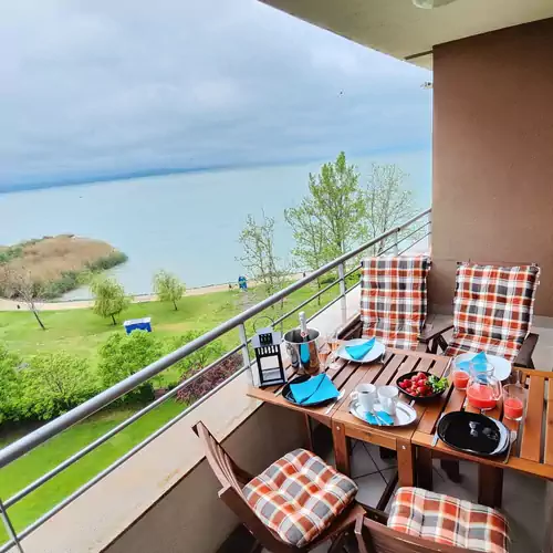 Vitorlás Panoráma Wellness Apartman Club 218 Siófok 006 kép