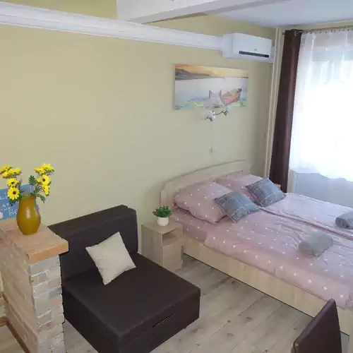 Mona Apartman Csopak 006 kép