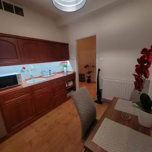 Melcsi Apartman Deluxe Gyula 028 kép