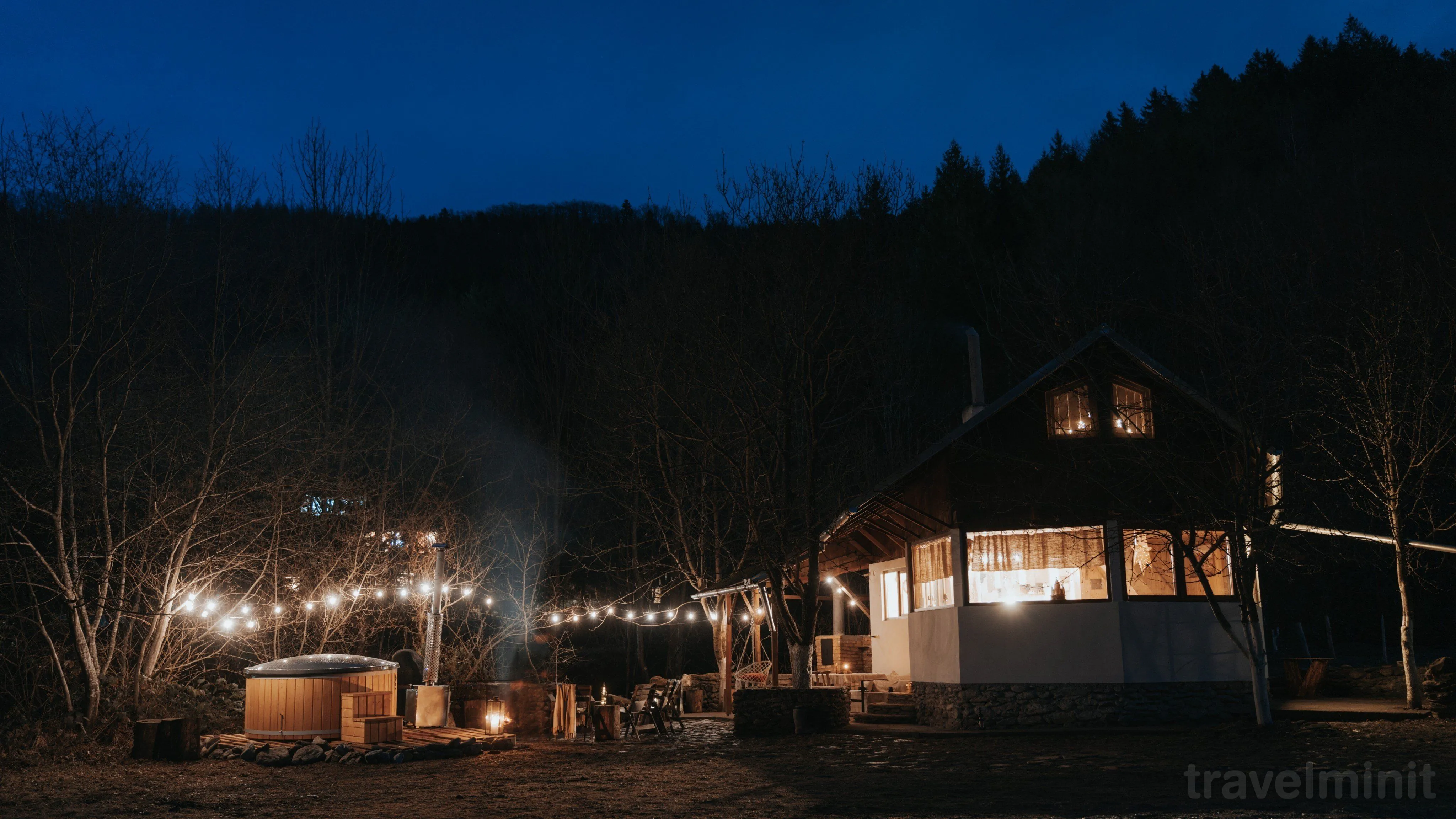 Biniște Tiny House by the River Dejani