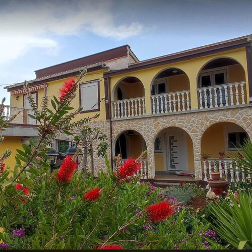 Apartmani Matan Vir  2