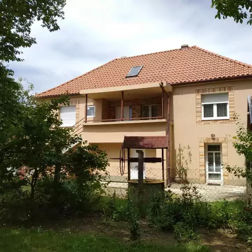 Erdei Vendégház Nagyesztergár 002 kép