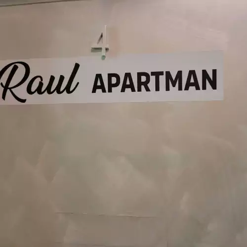 Raul Apartman Debrece 002 kép