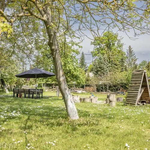 Ogr&oacute;d 4000m2, miejsce na ognisko, wiata, gril, piaskownica, sad, hamak, duży st&oacute;ł biesiadny