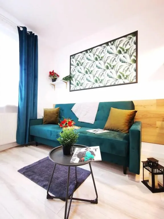 4-2 Stylowa kawalerka przy SKM (metro naziemne) Warszawa