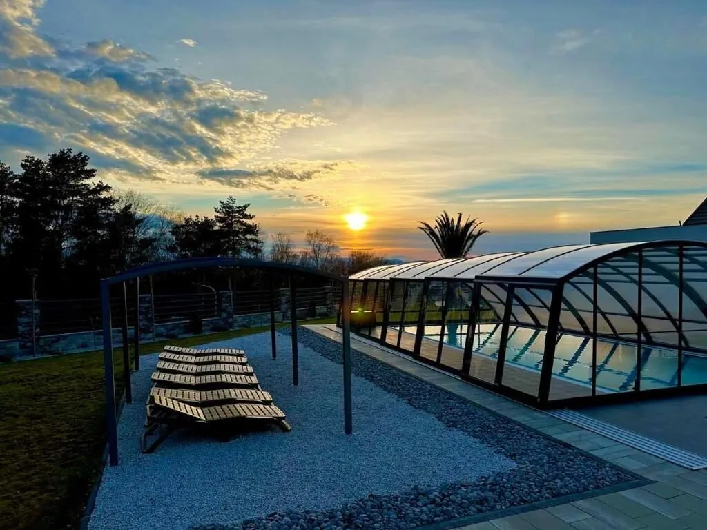 BLACK ROCKS domki na wynajem