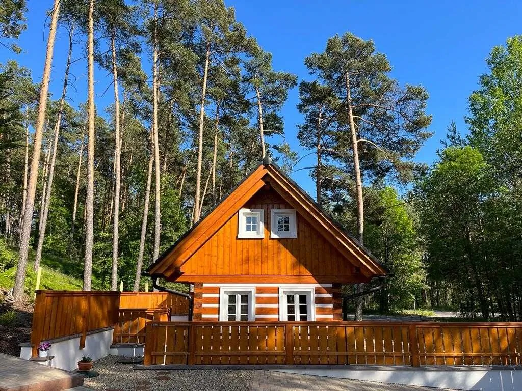 Roubenka Evelínka Hamr na Jezeře