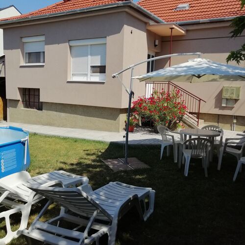 Új Lilla Apartman Keszthely