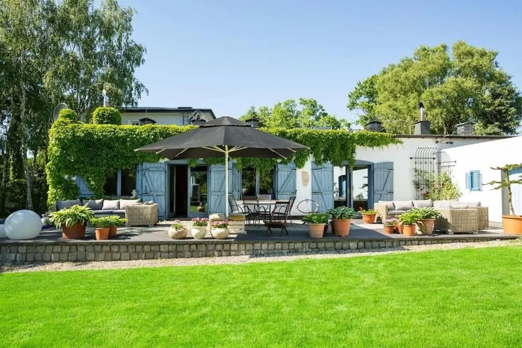  Queen's Garden Apartamenty Nad Stawem Rypin