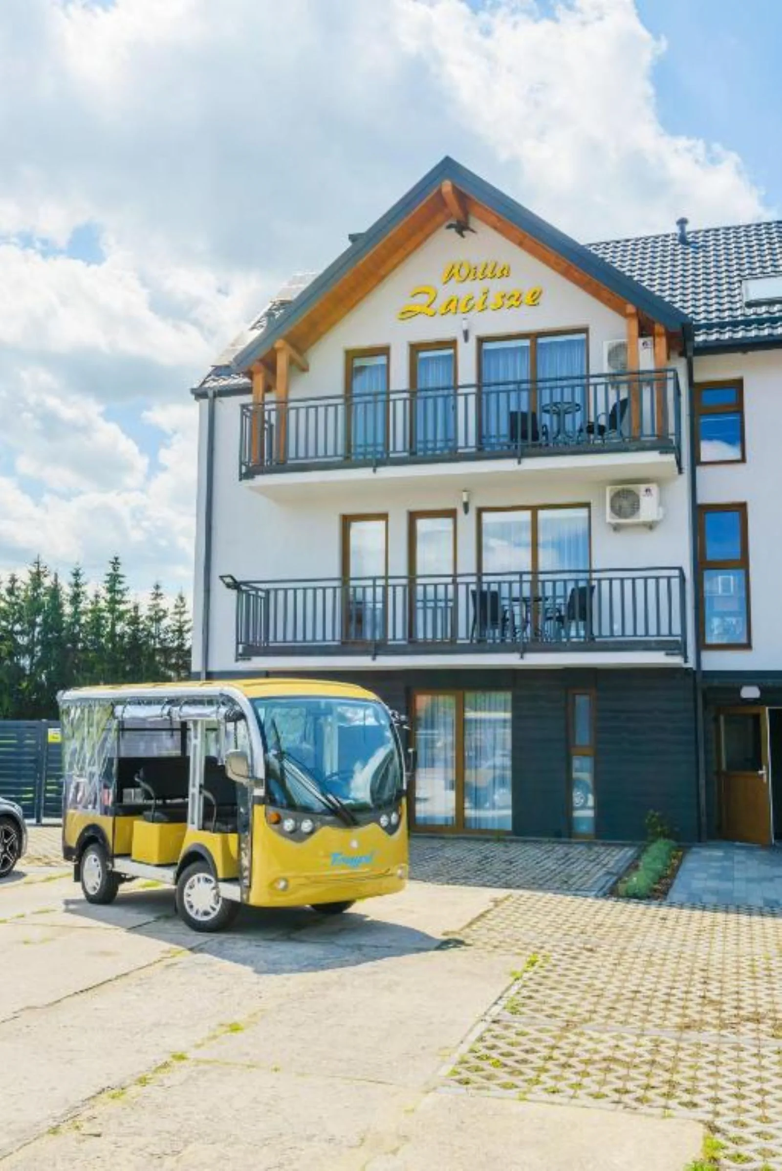 Apartamenty PIAMOLA Willa Zacisze Kąty Rybackie