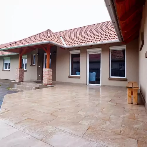 Deák Apartman Nyékládháza 024 kép