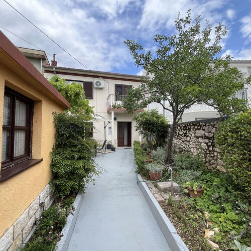 Holliday House Kloštar   4