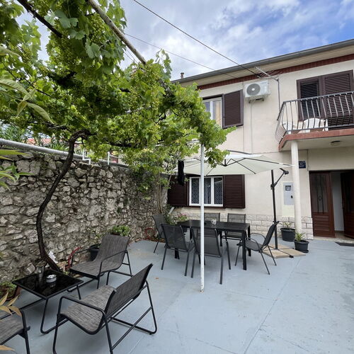 Holliday House Kloštar   3