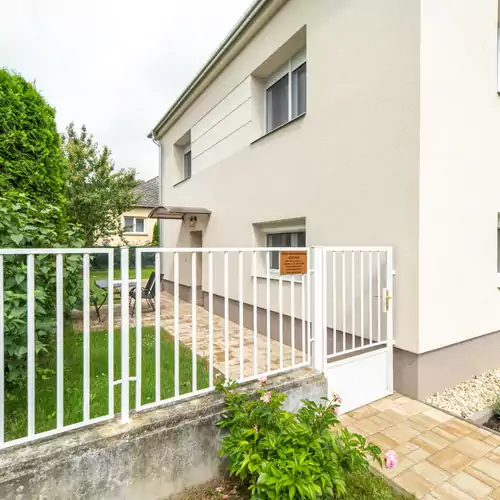 Topáz Apartmanházak Keszthely 005 kép