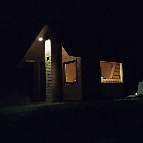 Takie mini oświetlenie udało się uzyskać dzięki solarnym lampkom :-)