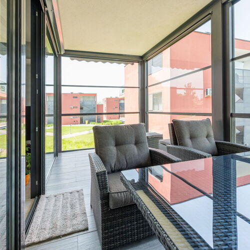 BL YachtClub S4 Villa Apartman Balatonlelle  2