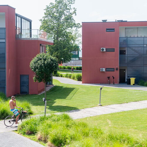 BL YachtClub S4 Villa Apartman Balatonlelle  3