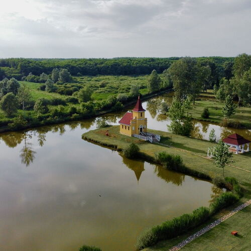 Ligetalja horgász és fürdő komplexus