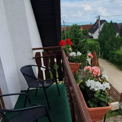 Baker Street Apartman Balatonalmádi 015 kép