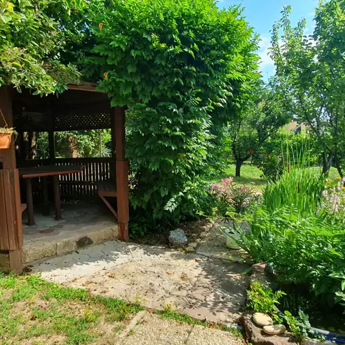Baker Street Apartman Balatonalmádi 017 kép