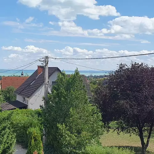 Baker Street Apartman Balatonalmádi 021 kép