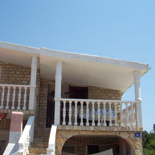 Apartments Tuka 2 and 6 Vir  2