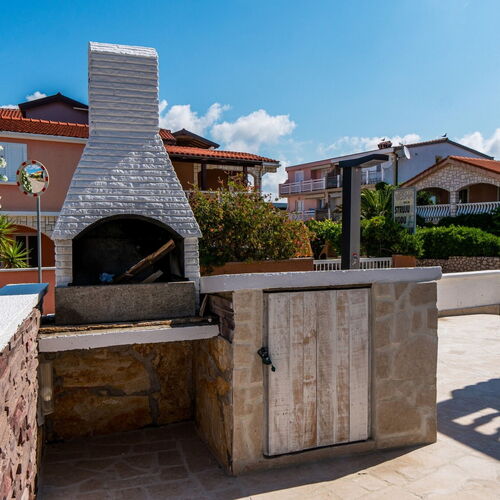 Apartments Jucevic Vir  4
