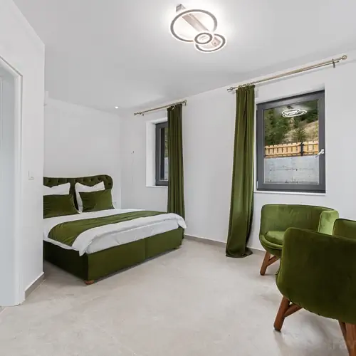 GREEN CORNER ROOM -TRANSYLVANIA HOUSE