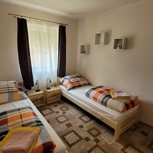 Gyöngyvirág Apartman Tiszaör 008 kép