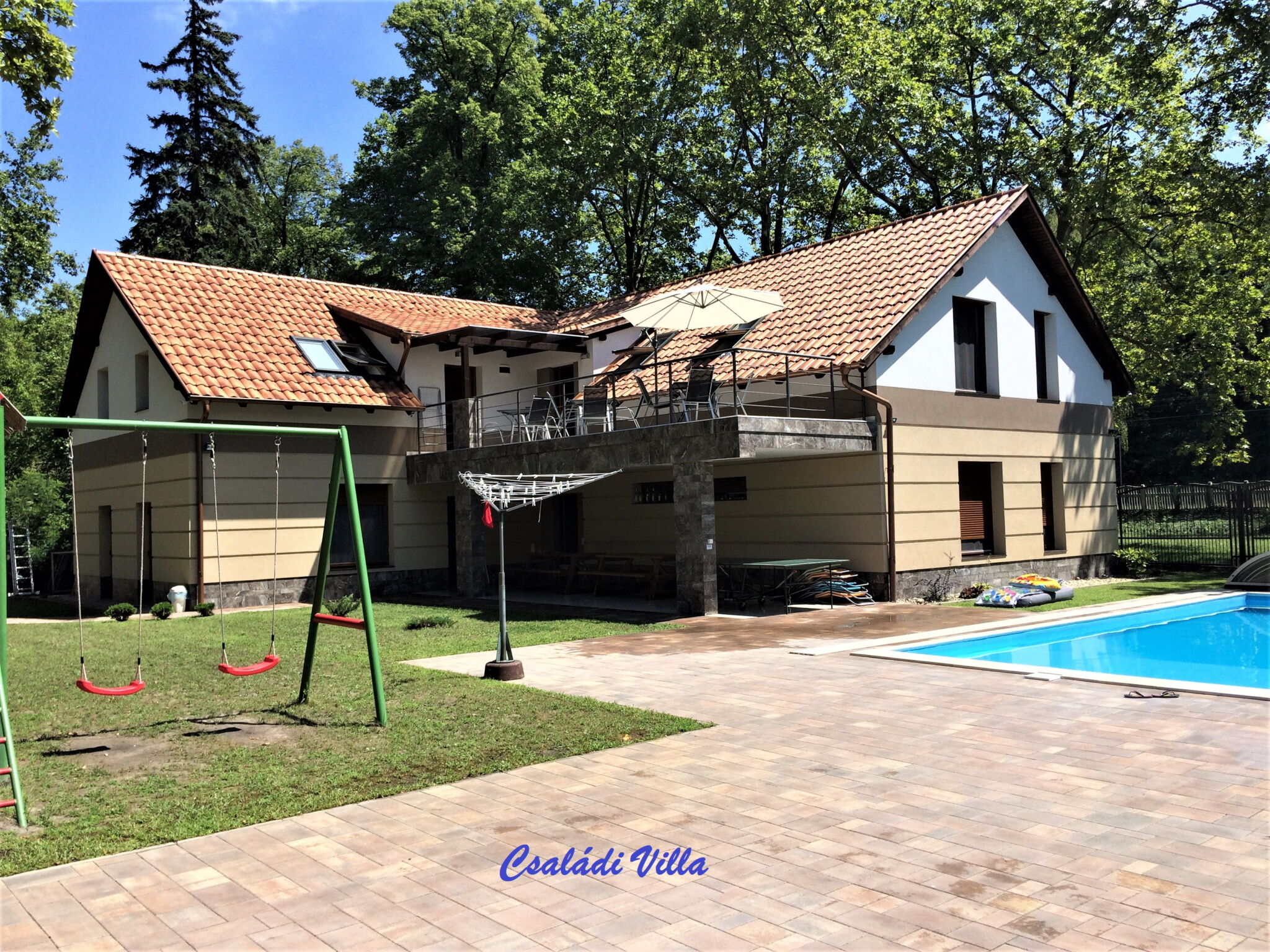 Családi Villa Balatonszemes