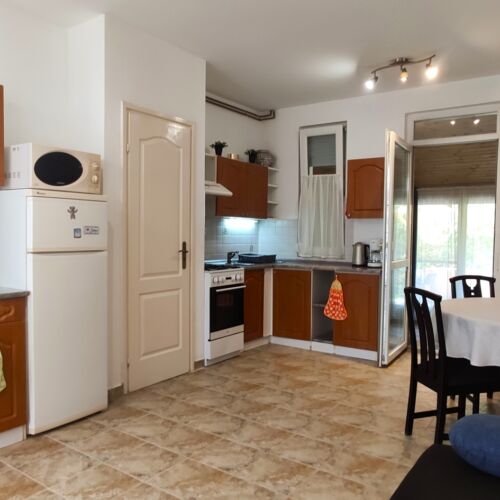 Jenna Apartments - Kara Balatonszárszó  4