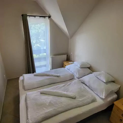 Völgyhíd Apartmanház Veszprém 010 kép