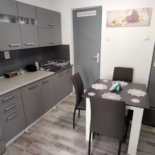 Freedom Apartman Székesfehérvár 003 kép