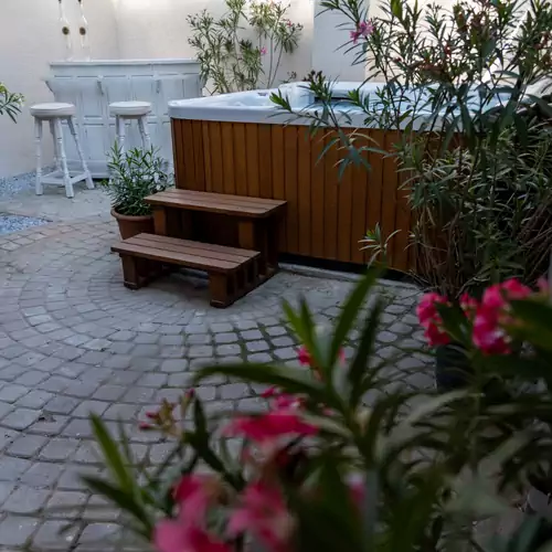 EgerCottages - La Maison Eger