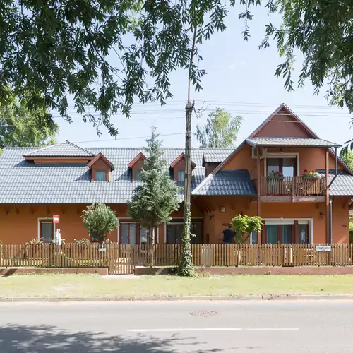 Holiday House Apartmanok Siófok 021 kép