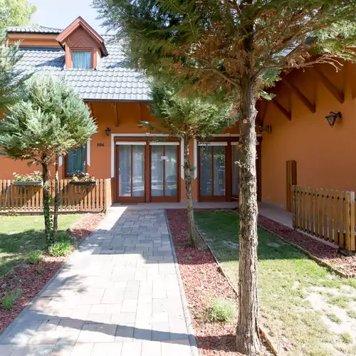 Holiday House Apartmanok Siófok 024 kép