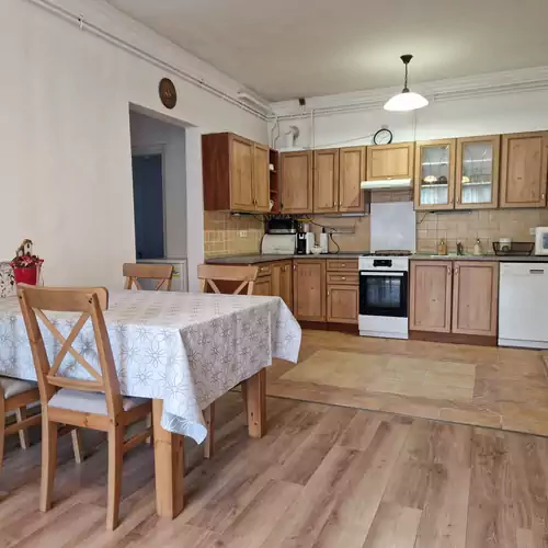 Clarissa Apartman Eger 002 kép