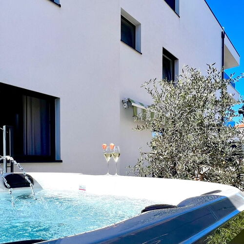 Apartment Deluxe I. Krk  3