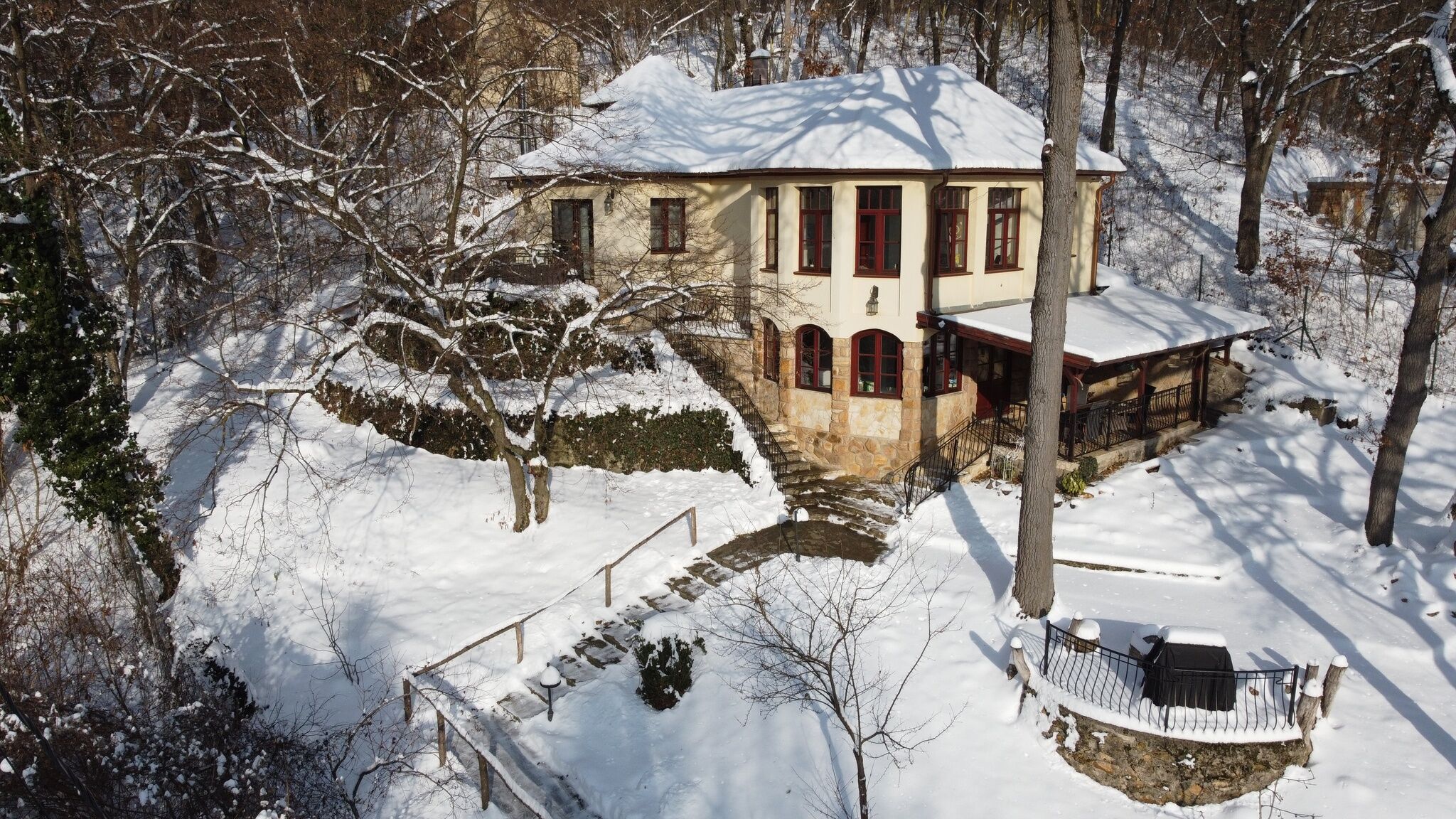 Kőszikla Vendégház Kismaros