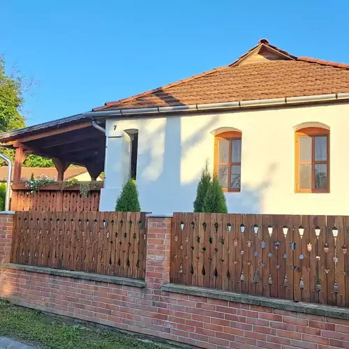 Kis Bujdosó Vendégház Tardona 001 kép