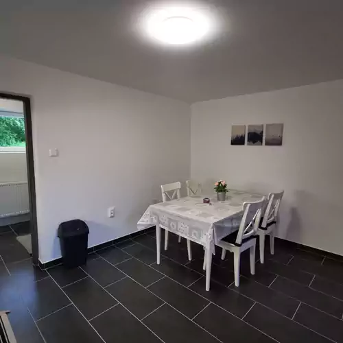 Hűvösvölgy Vendégház Lókút 015 kép